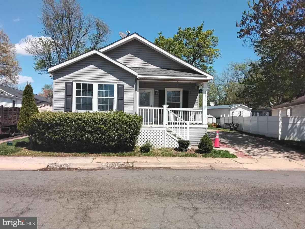 14514 Iberia Cir, Chantilly, VA 20151 - #1