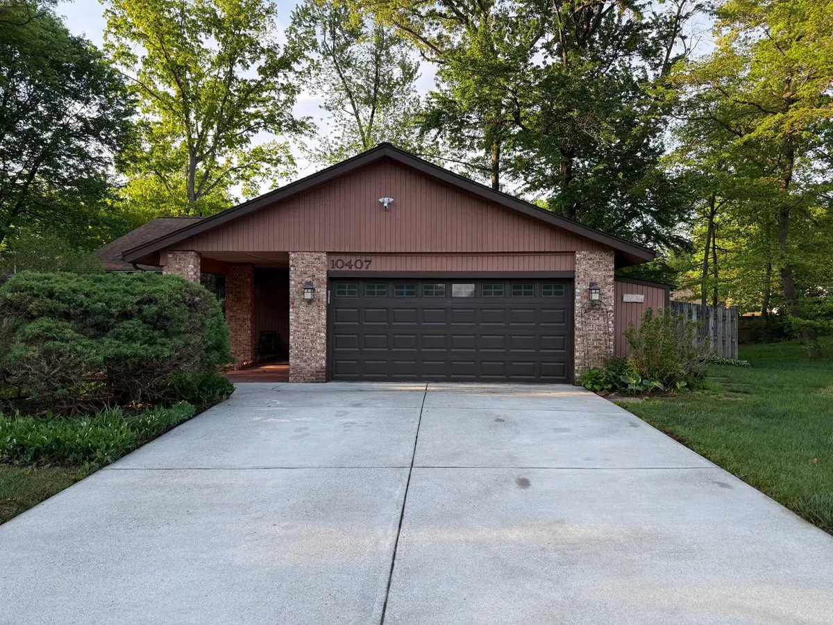 10407 Nellie White Ln, Fairfax, VA 22032 - #1