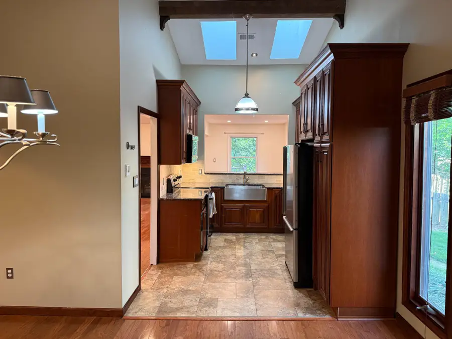 10407 Nellie White Ln, Fairfax, VA 22032 - #3