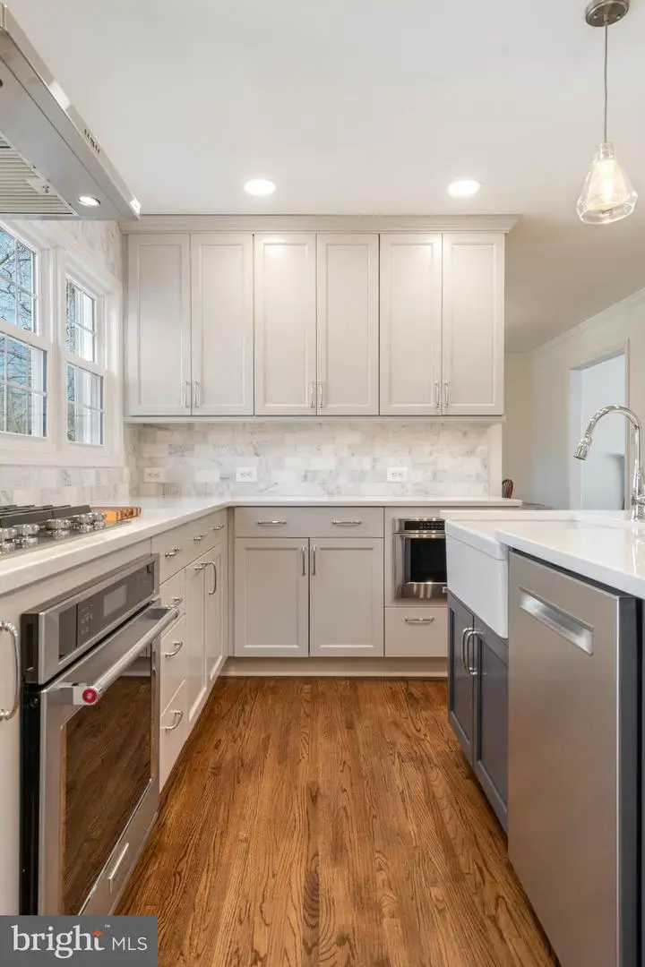 6600 Kensal Ct, Springfield, VA 22152 - #3