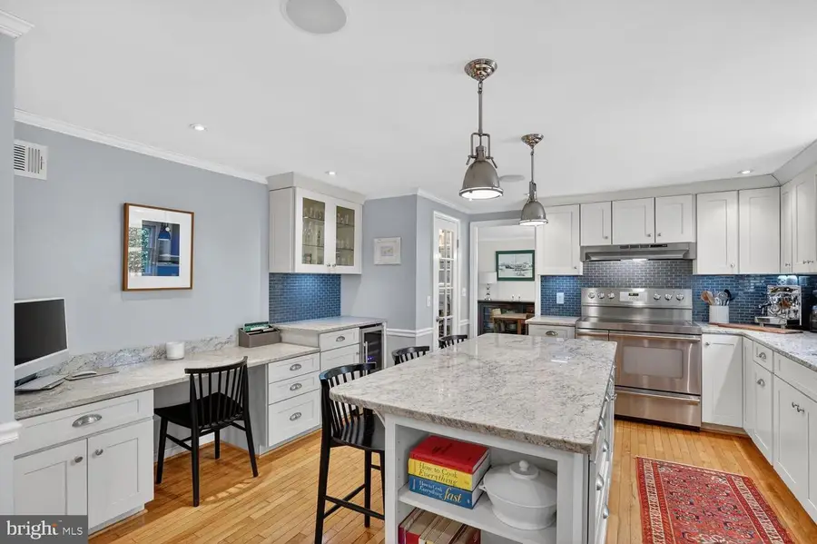 3811 Bent Branch Rd, Falls Church, VA 22041 - #3