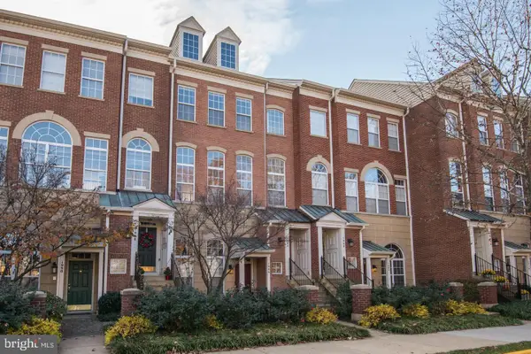 1895 Crescent Park Dr #109a, RESTON, VA 20190