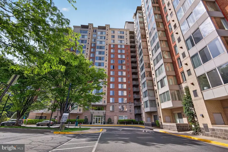 2726 Gallows Rd #216, Vienna, VA 22180 - #2