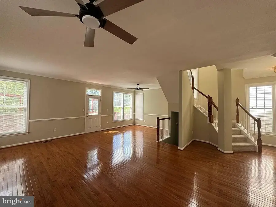 6572 Creek Run Dr, Centreville, VA 20121 - #2