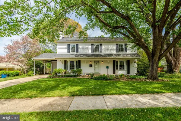 8314 Briar Creek Dr, ANNANDALE, VA 22003