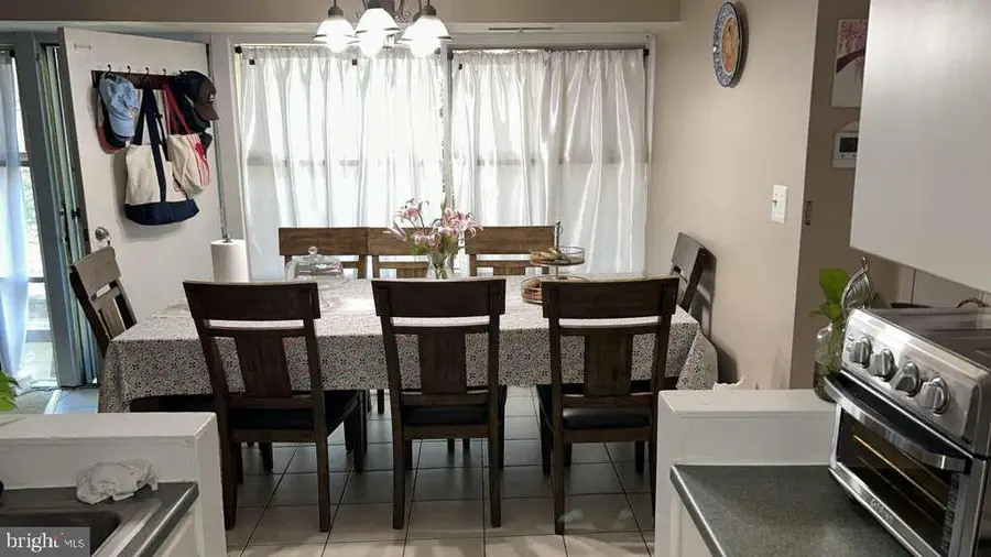 4911 Americana Dr #101, Annandale, VA 22003 - #2