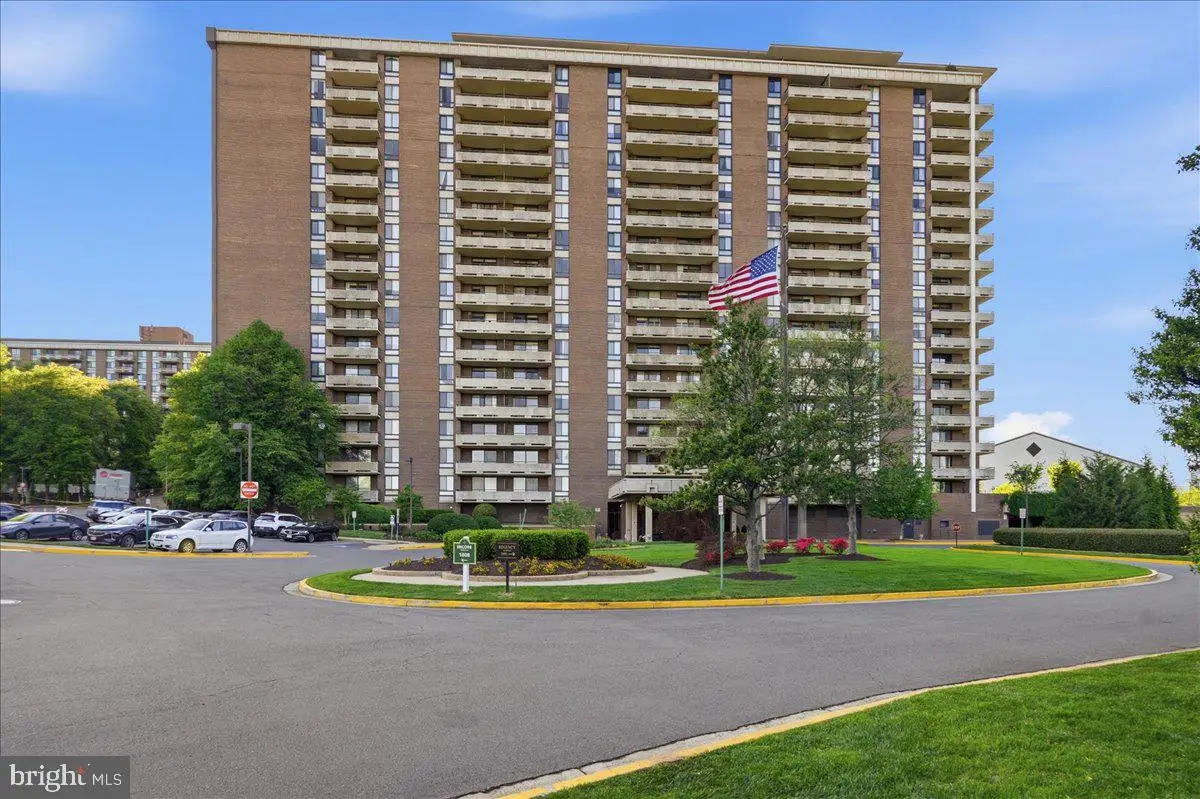 1800 Old Meadow Rd #1412, McLean, VA 22102 - #1