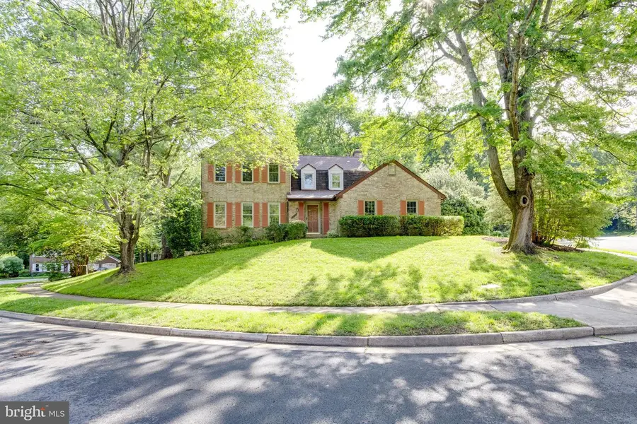 9202 Dorothy Ln, Springfield, VA 22153 - #2