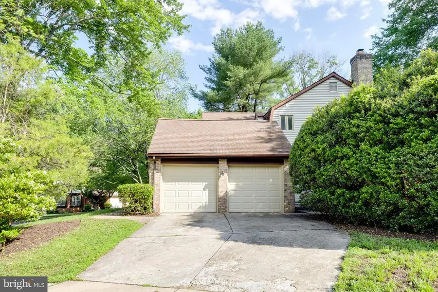 9202 Dorothy Ln, Springfield, VA 22153 - #3