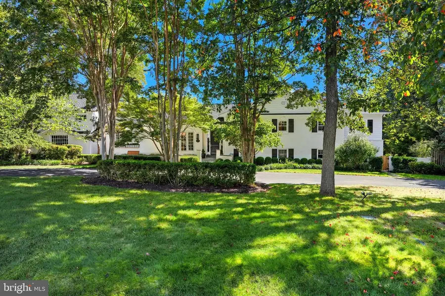 8455 Portland Pl, McLean, VA 22102 - #2