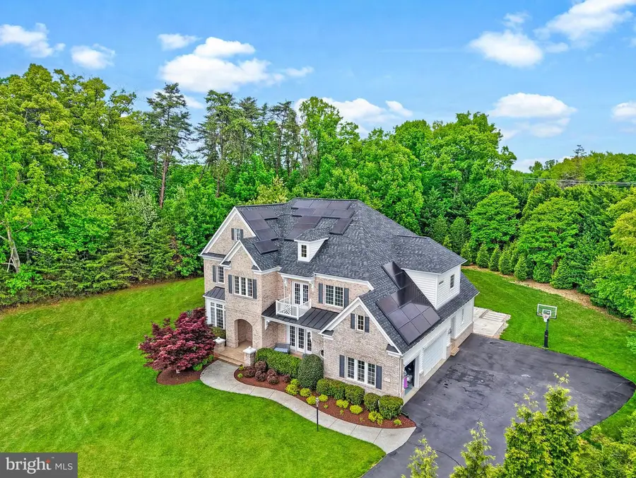 3431 Fawn Wood Ln, Fairfax, VA 22033 - #2