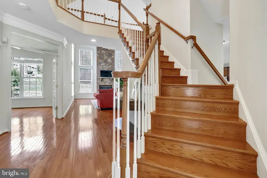 6247 Rolling Spring Ct, Springfield, VA 22152 - #2