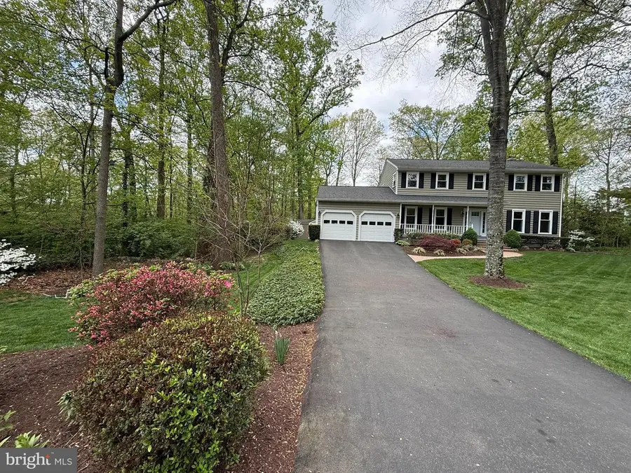 5810 Hall St, Burke, VA 22015 - #2