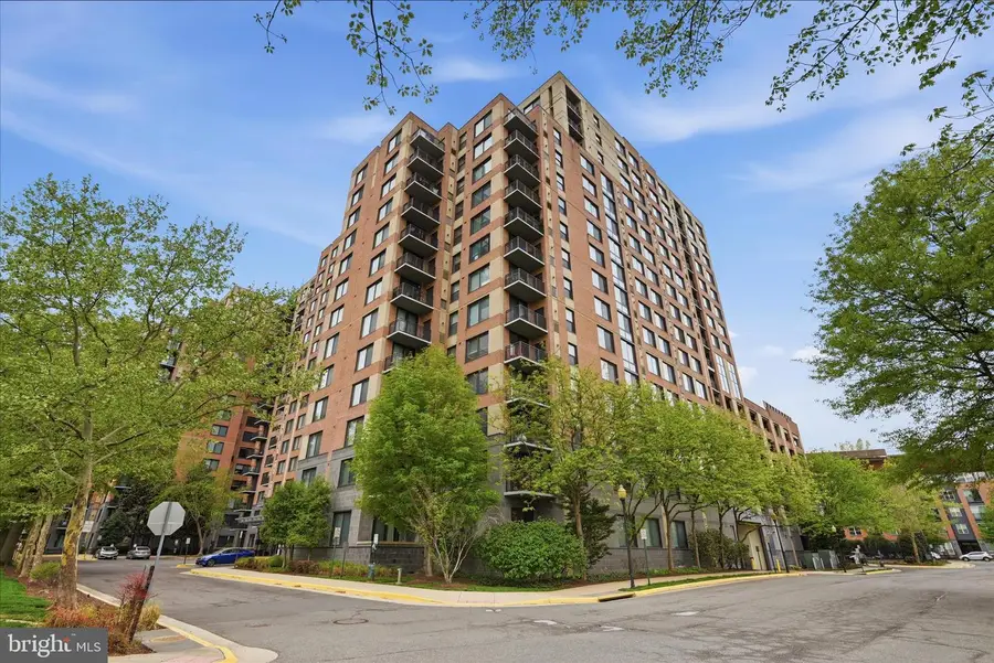 2451 Midtown Ave #1221, Alexandria, VA 22303 - #2