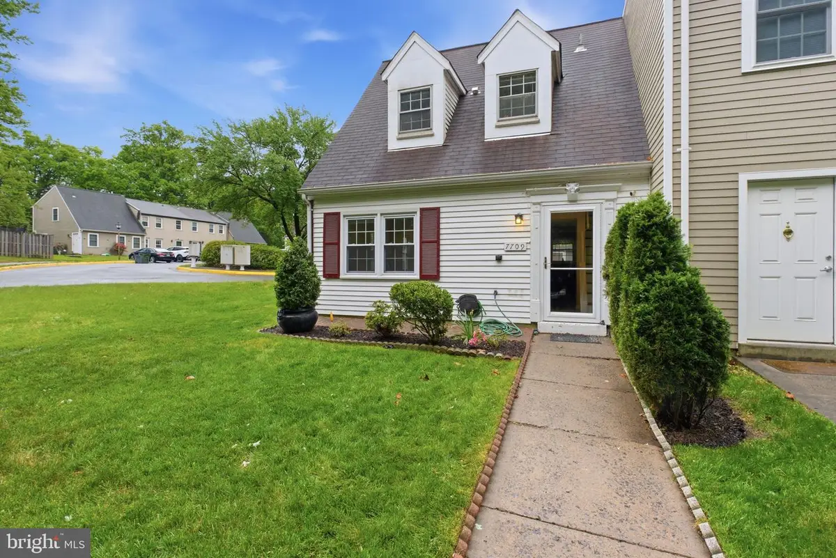 7709 Matisse Way, Springfield, VA 22153 - #1