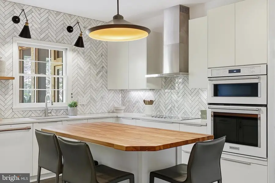 7504 Blaise Trl, McLean, VA 22102 - #3