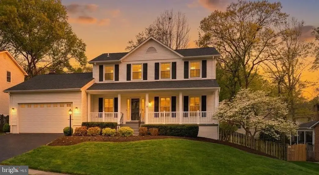 6109 Union Village Dr, Clifton, VA 20124 - #1