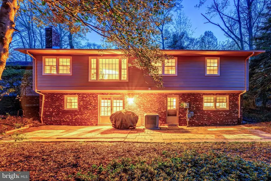 2515 Fowlers Ln, Reston, VA 20191 - #3