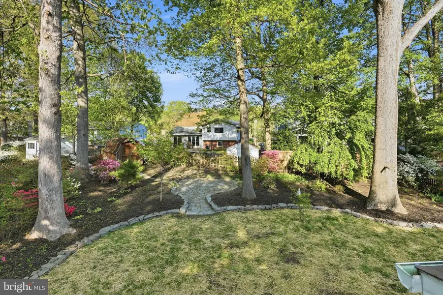 2435 Shenandoah St, Vienna, VA 22180 - #3