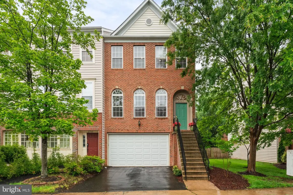 6737 Applemint Ln, Alexandria, VA 22310 - #1