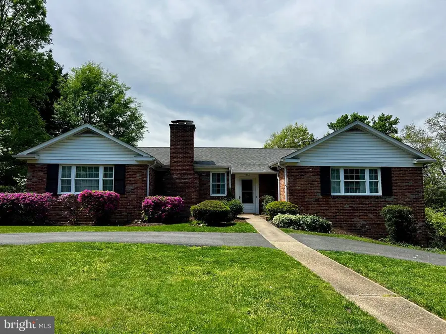 3904 Ridge Rd, Annandale, VA 22003 - #3