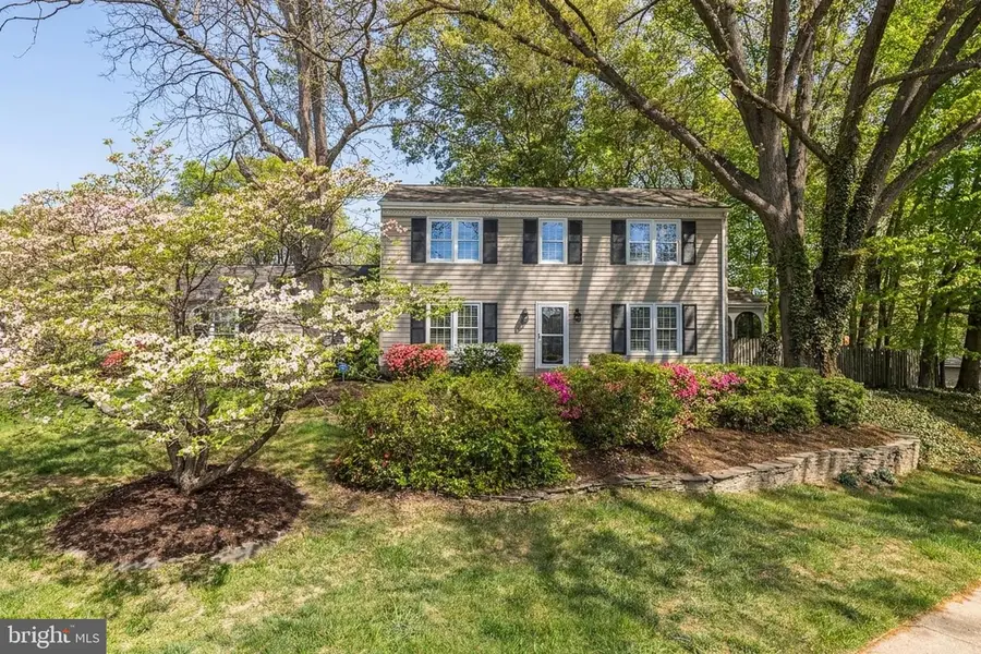 9510 Ashbourn Dr, Burke, VA 22015 - #3