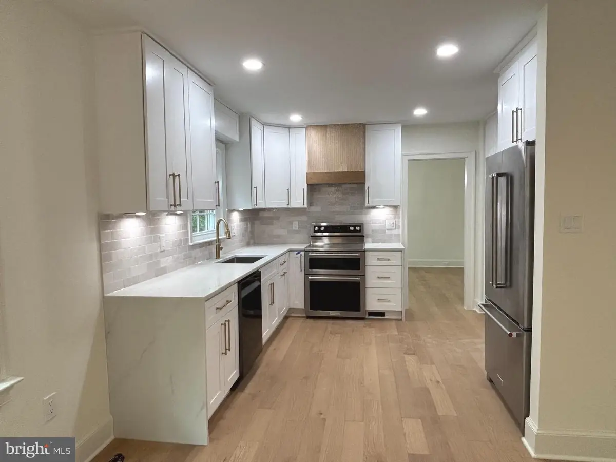 13813 Foggy Hills Ct, Clifton, VA 20124 - #1