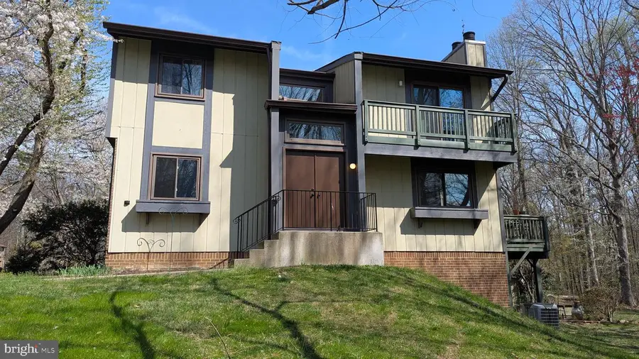 2200 Glencourse Ln, Reston, VA 20191 - #3