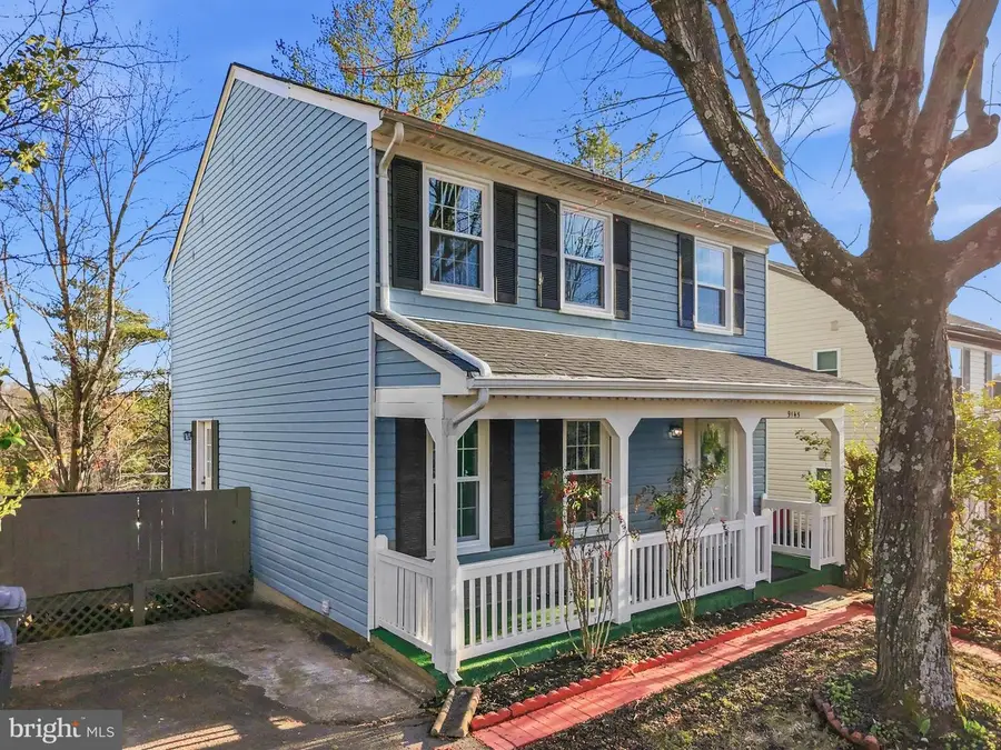 9145 Schoolcraft Ln, Burke, VA 22015 - #2