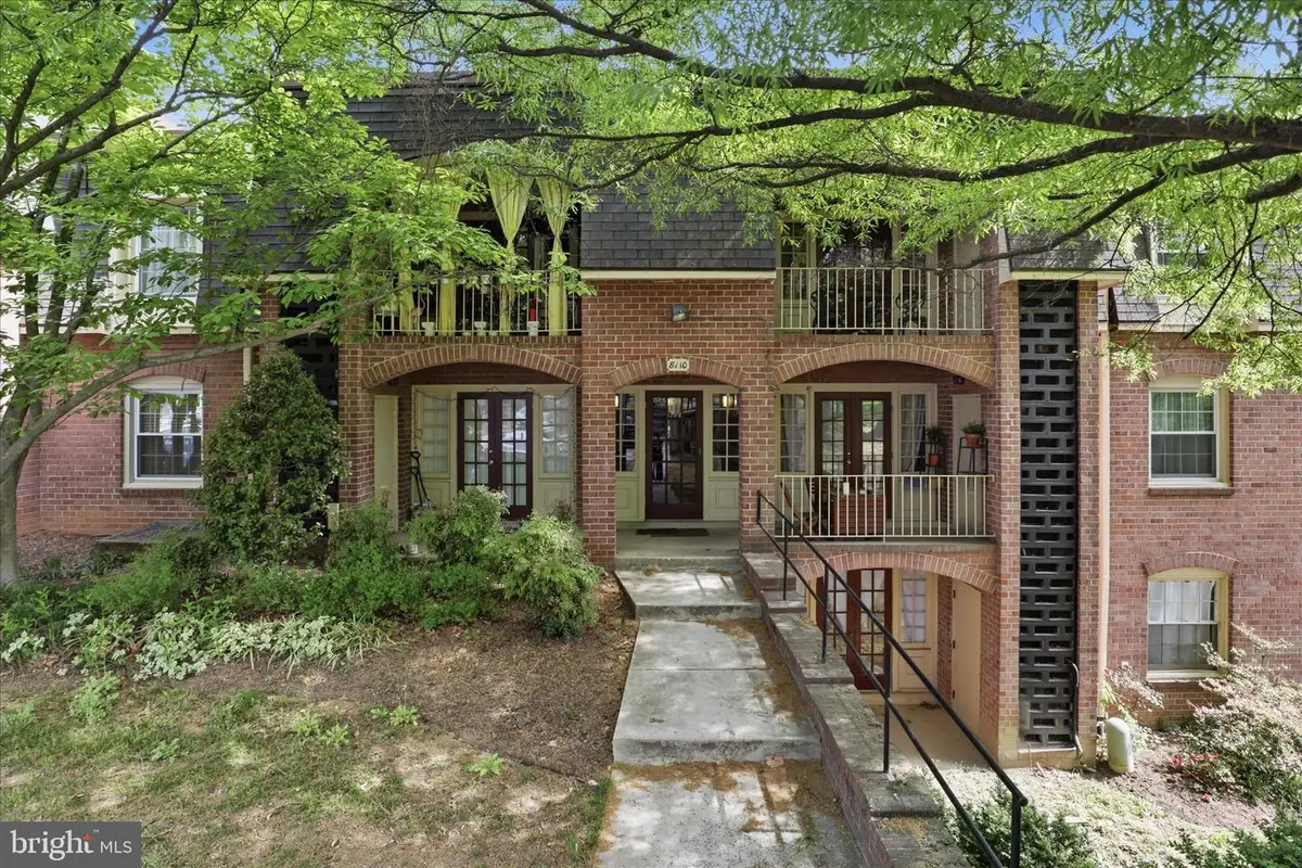 8110 Colony Point Rd #h, Springfield, VA 22152 - #1