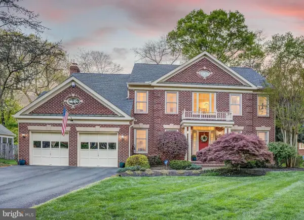 8203 Mack St, ALEXANDRIA, VA 22308
