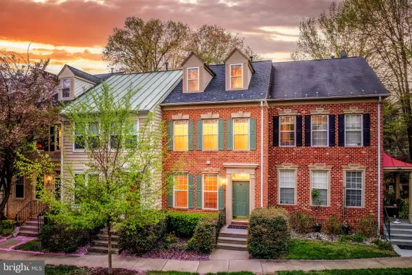 1228 Vintage Pl, RESTON, VA 20194