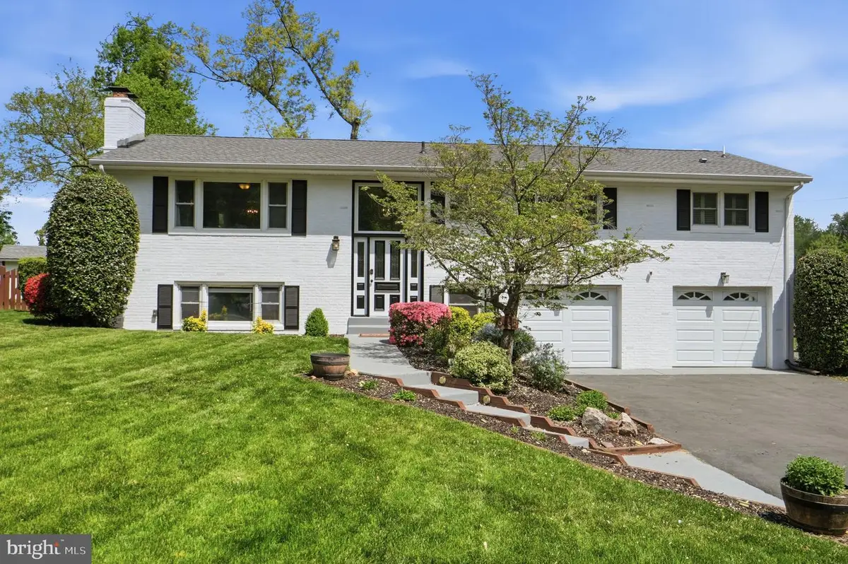 6432 Downing Ct, Annandale, VA 22003 - #1