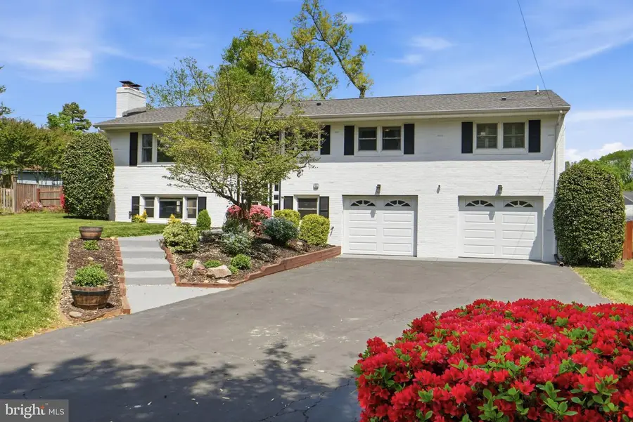 6432 Downing Ct, Annandale, VA 22003 - #2