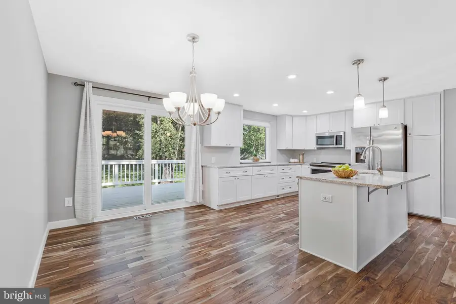 1105 Clarke St, Herndon, VA 20170 - #2