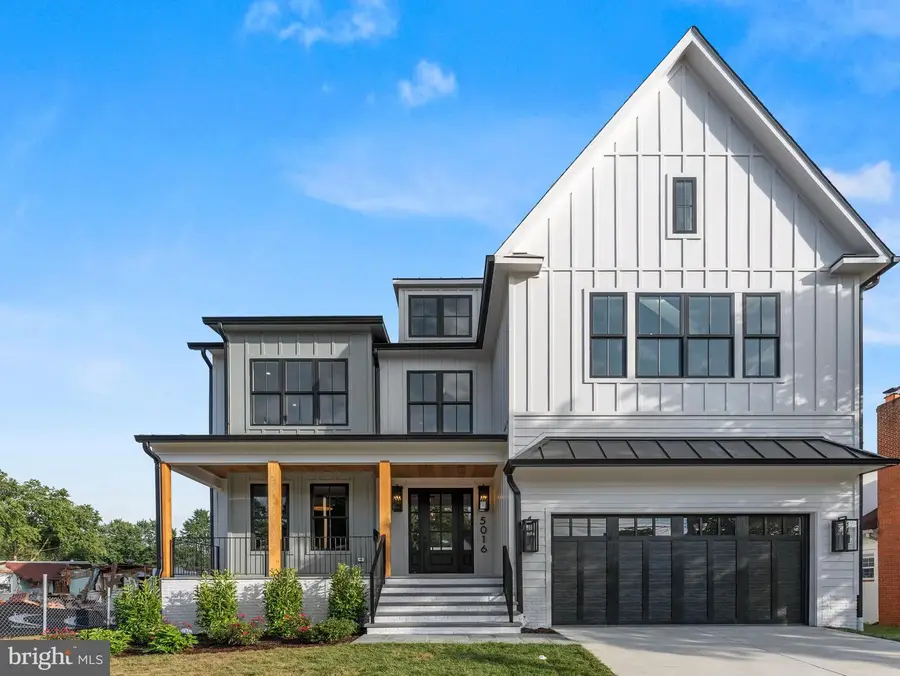 906 Hillcrest Dr Sw, Vienna, VA 22180 - #2