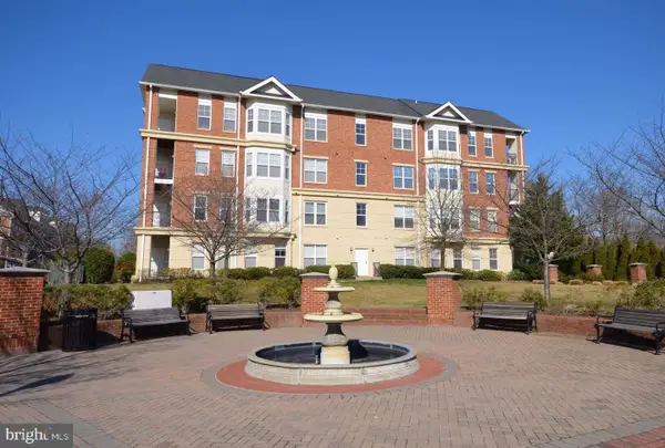 815 Branch Dr #401, HERNDON, VA 20170