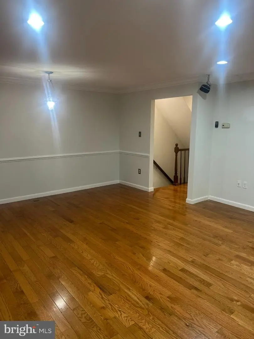 14432 Four Chimney Dr, Centreville, VA 20120 - #3