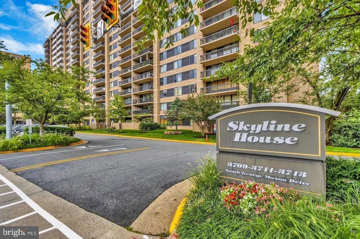 3713 S George Mason Dr #1102 West, Falls Church, VA 22041 - #1