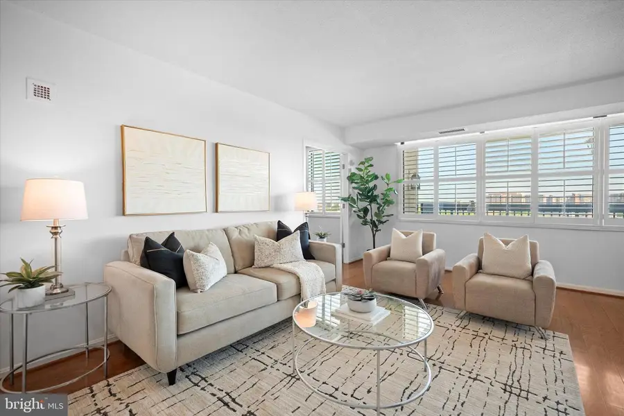 3713 S George Mason Dr #1102 West, Falls Church, VA 22041 - #3