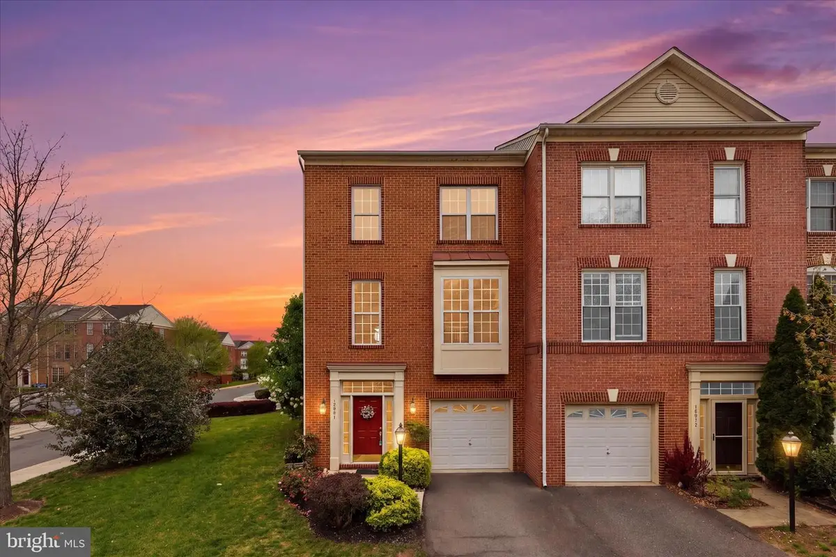 12974 Wood Crescent Cir, Herndon, VA 20171 - #1