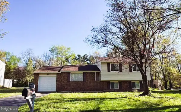 12772 Bradwell Rd, HERNDON, VA 20171