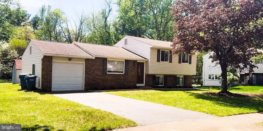 12772 Bradwell Rd, Herndon, VA 20171 - #2