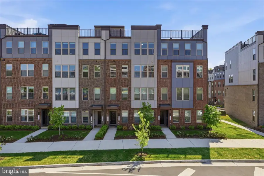 13600 Innovation Station Loop #26b, Herndon, VA 20171 - #2