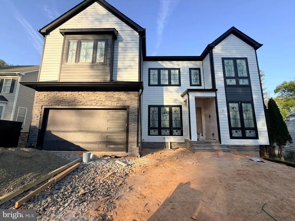 1110 Hillcrest Dr Sw, Vienna, VA 22180 - #1