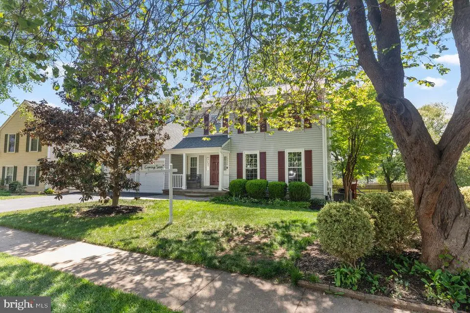 13338 Point Rider Ln, Herndon, VA 20171 - #1