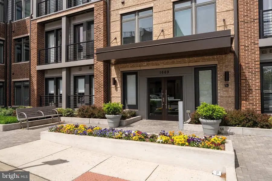 1669 Bandit Loop #406a, Reston, VA 20190 - #2