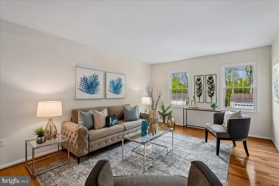 4821 King Solomon Dr, Annandale, VA 22003 - #2