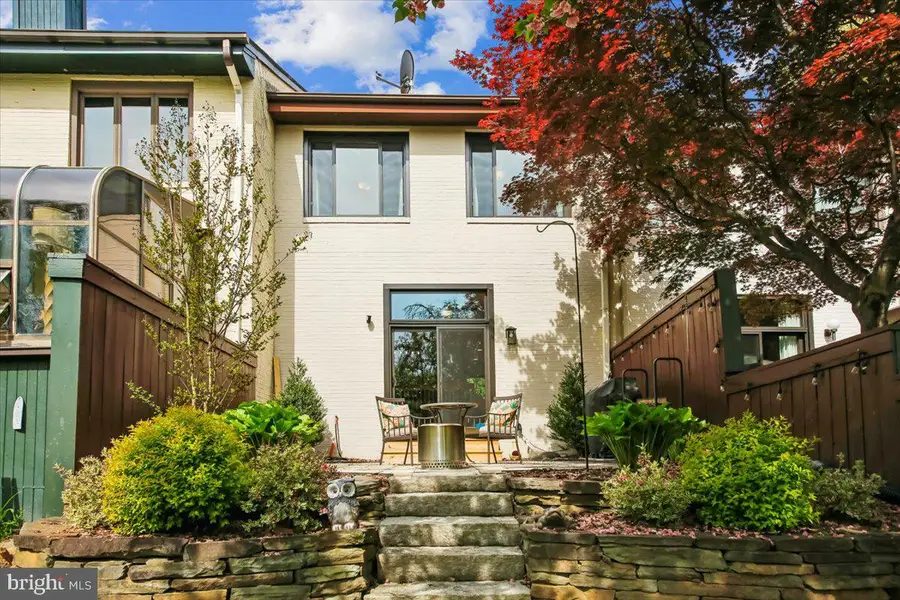 2017 Sarazen Pl, Reston, VA 20191 - #3