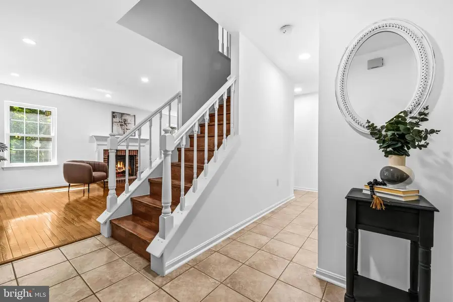 3979 Burning Bush Ct, Fairfax, VA 22033 - #3